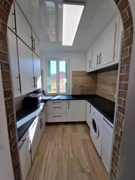 Appartement Classe 2 Etoiles, 2 Chambres, Renove, Climatise Amelie-les-Bains-Palalda Exterior photo